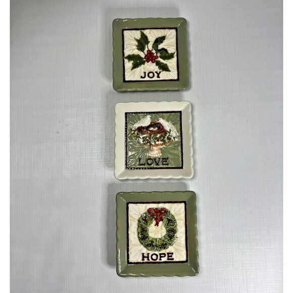 Heart Holidays Decorative Mini Plates Christmas MWW Market Hope Love Joy Square - Picture 1 of 4